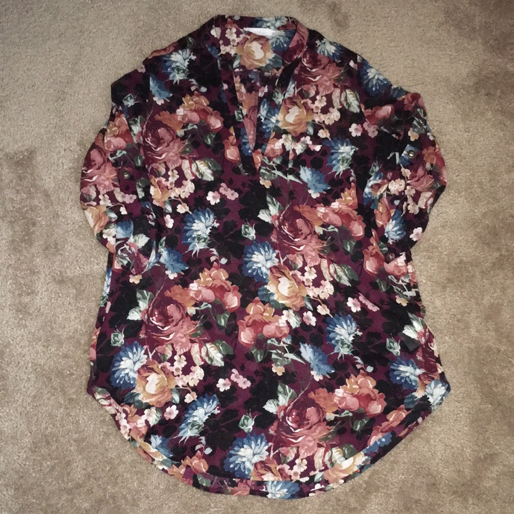 Lush size small, Maroon floral tunic top.